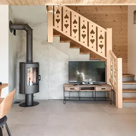 Czarne Wierchy Mountain Retreat 코스실리스코
