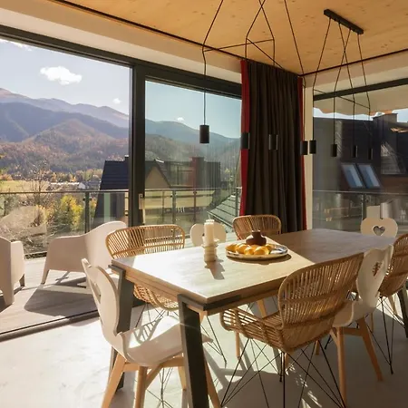Czarne Wierchy Mountain Retreat 샬레 코스실리스코